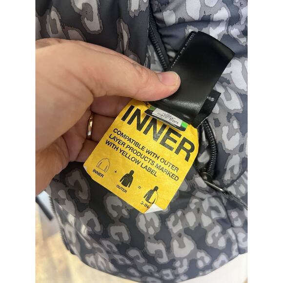 NWOT North Face Girl's Leopard Mossbud Swirl Reversable Jacket - Size L 14/16 - Picture 5 of 6